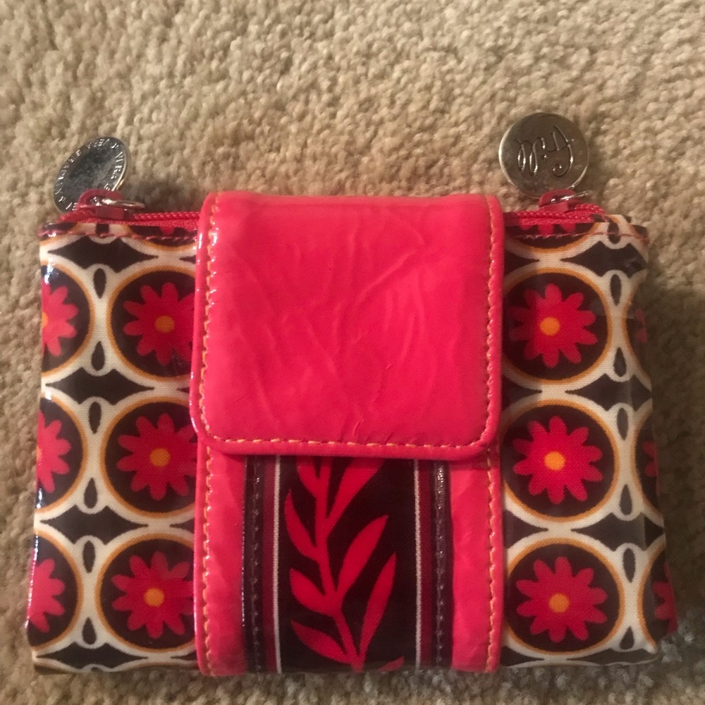 Vera Bradley, Frill wallet